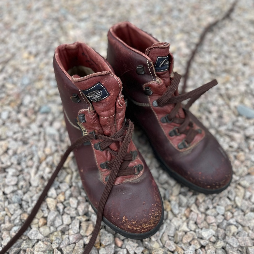 Vasque Sundowners Women’s 8m, vintage Italy